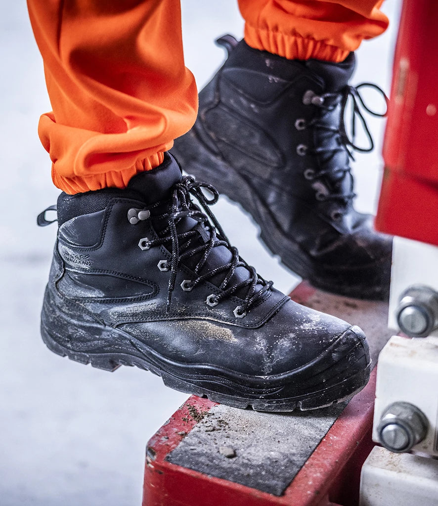 Regatta Safety Footwear Guardstone RG916 S7 Hikers